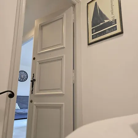 Celli L Near Port & Ac L Shellter *