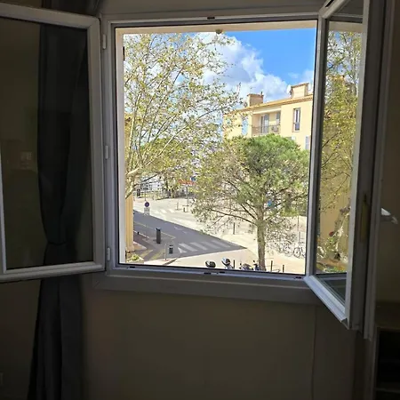 Celli L Near Port & Ac L Shellter